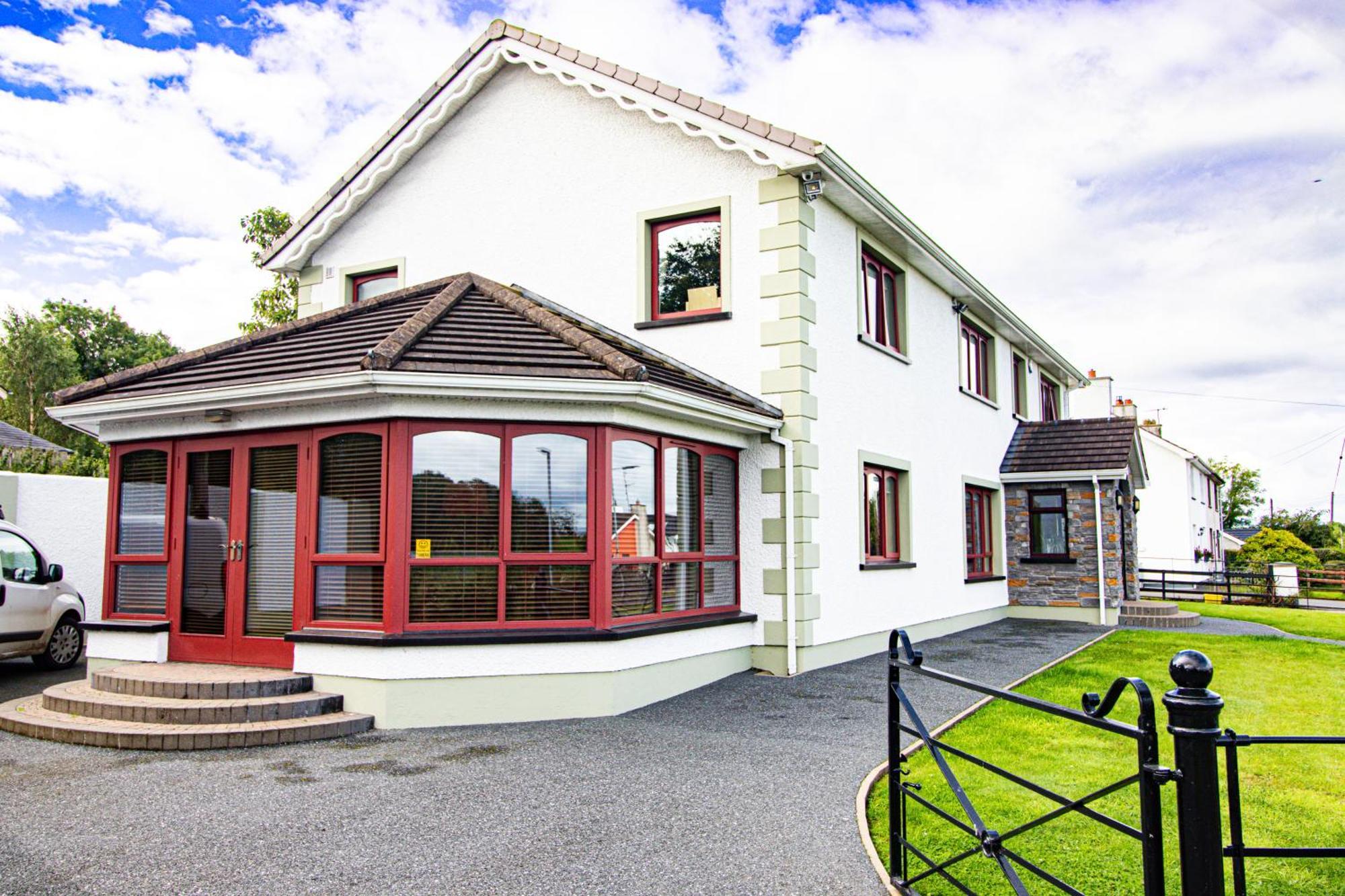 Mossvale Lodge Country House Bed And Breakfast 安特里姆 外观 照片
