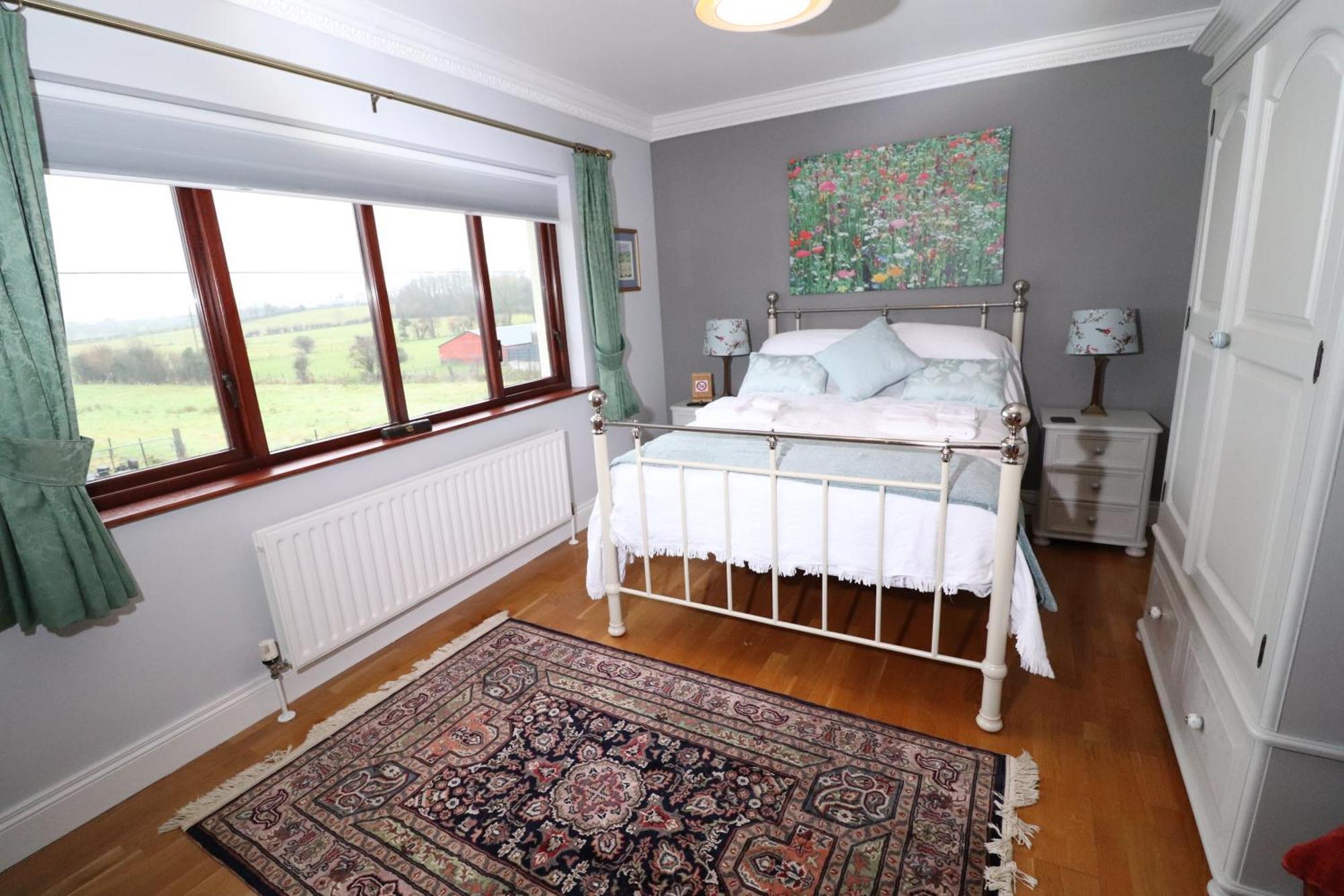 Mossvale Lodge Country House Bed And Breakfast 安特里姆 外观 照片