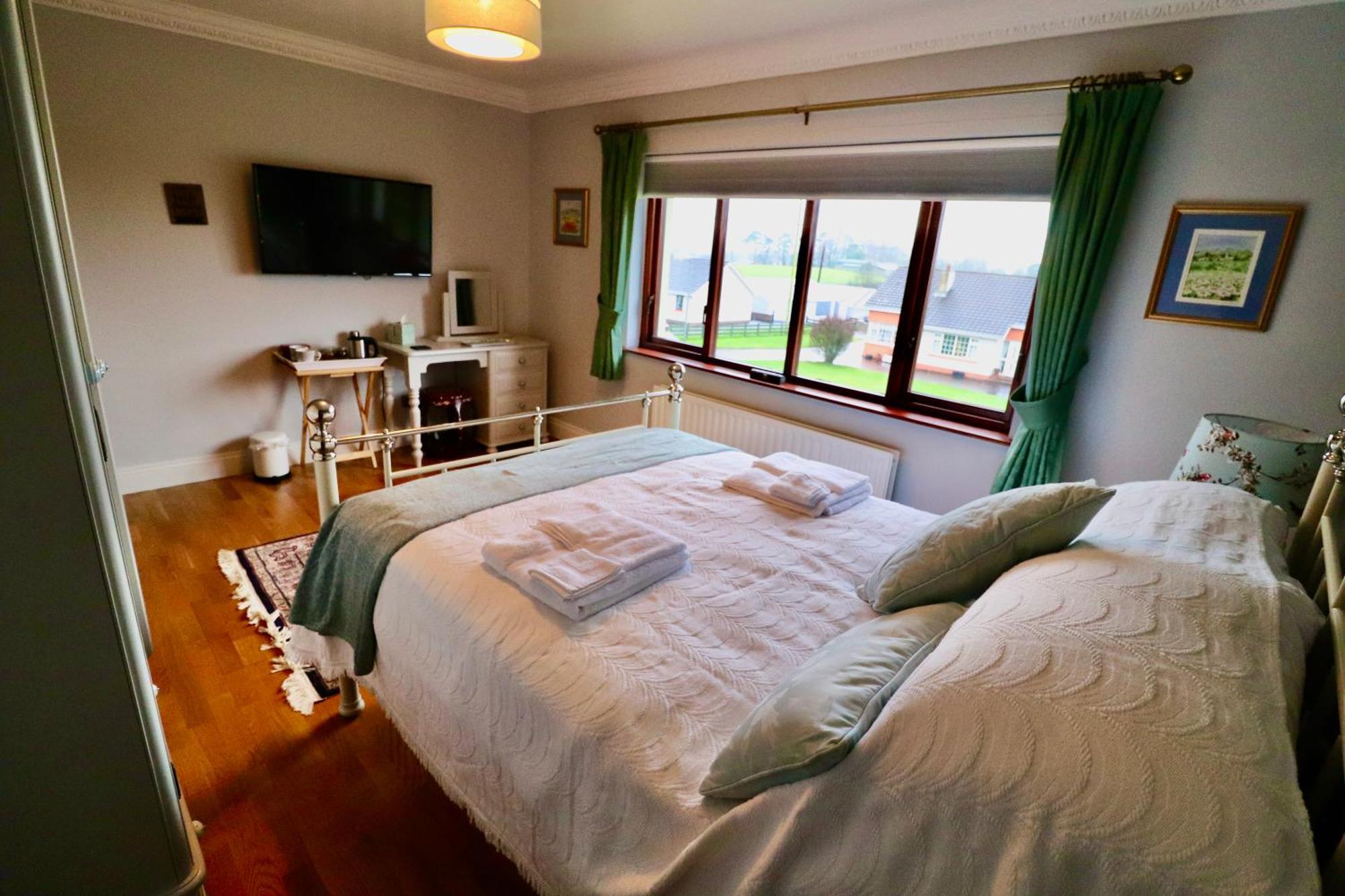 Mossvale Lodge Country House Bed And Breakfast 安特里姆 外观 照片